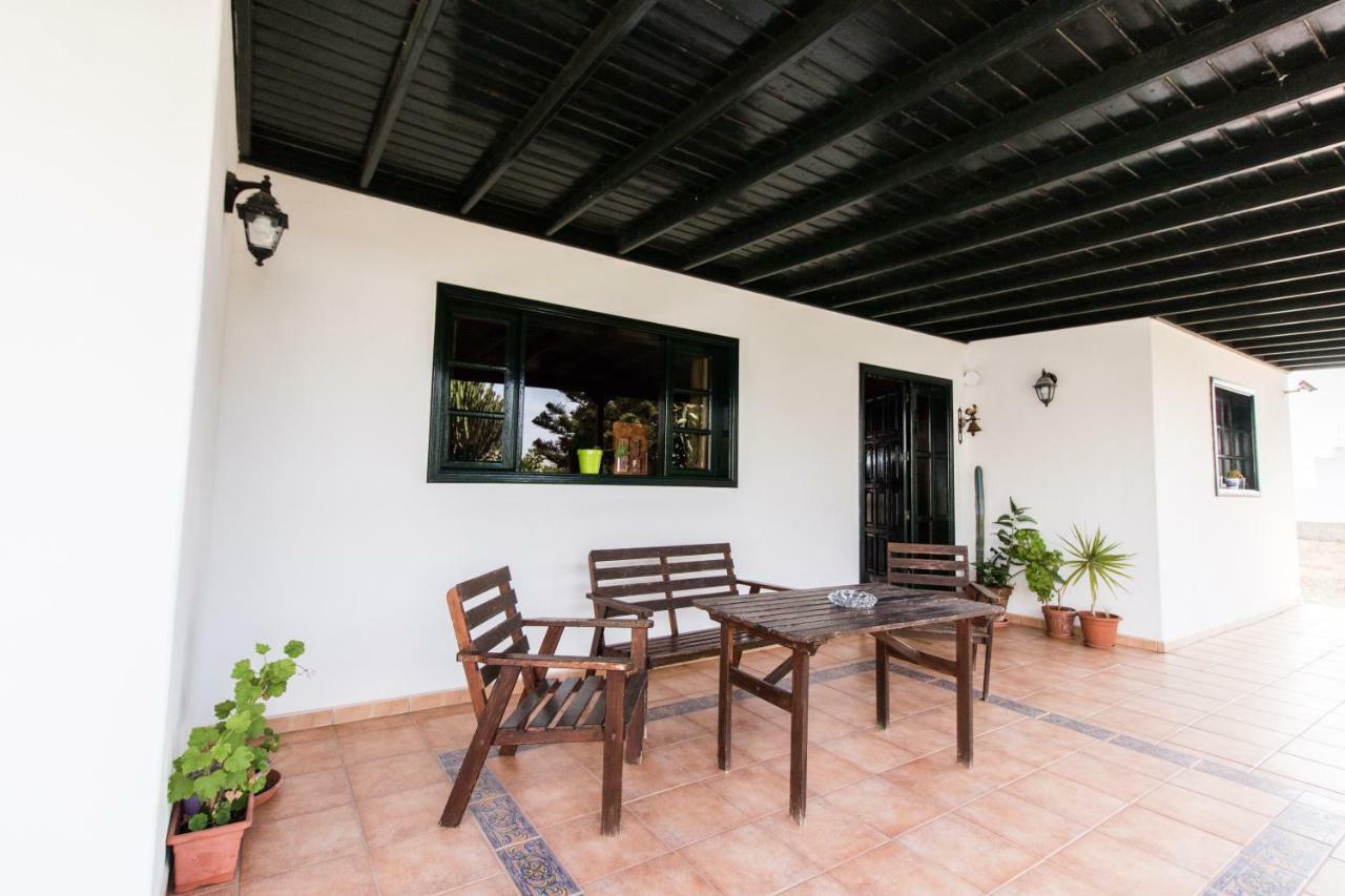 Affittacamere Casa Nora Güime Esterno foto