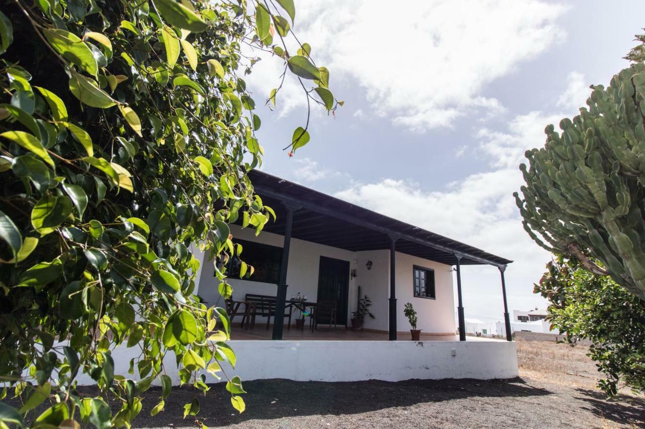 Affittacamere Casa Nora Güime Esterno foto