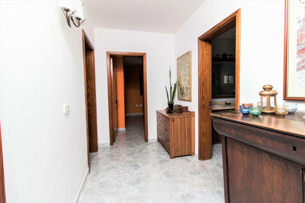 Affittacamere Casa Nora Güime Esterno foto