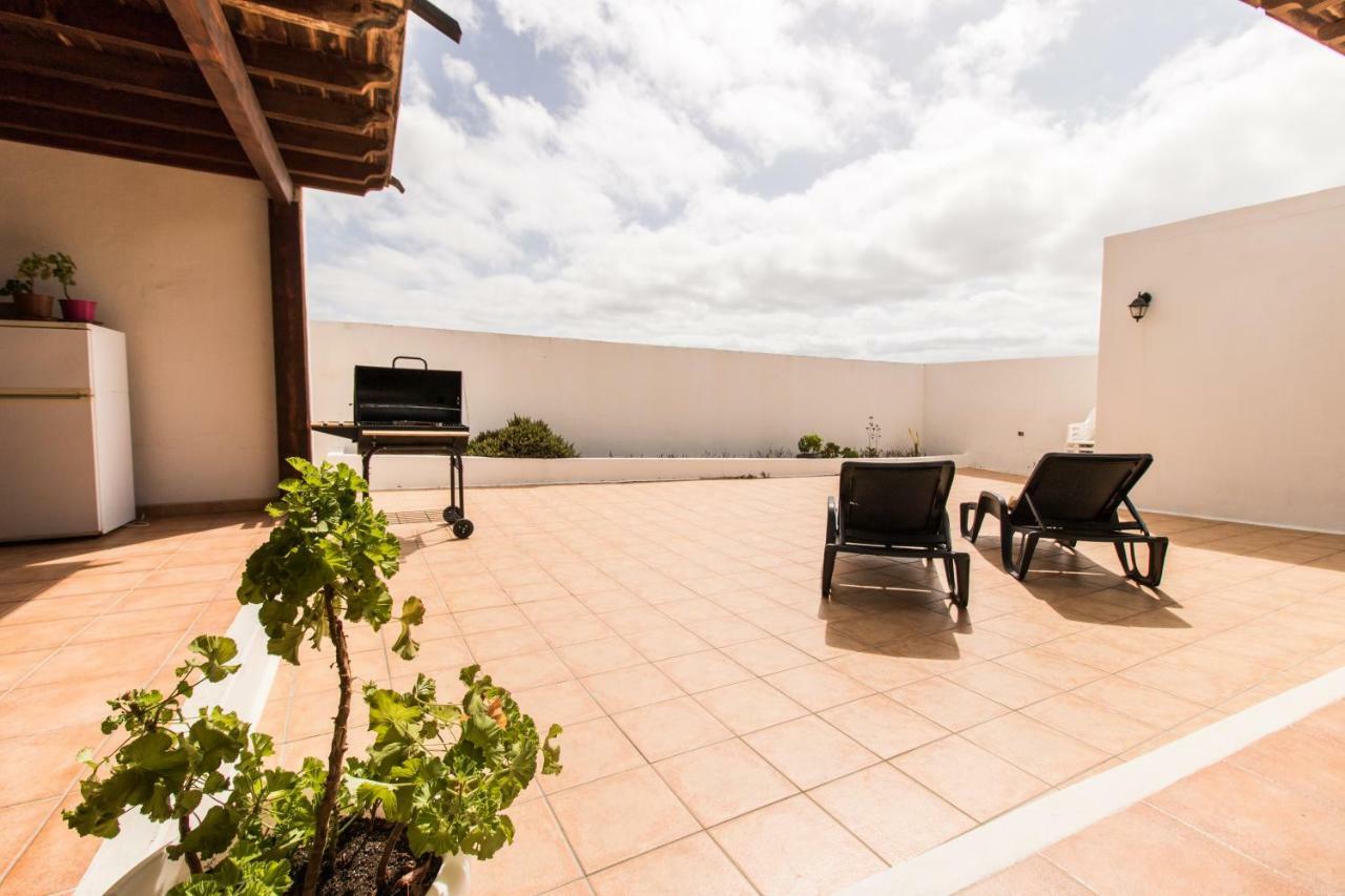 Affittacamere Casa Nora Güime Esterno foto