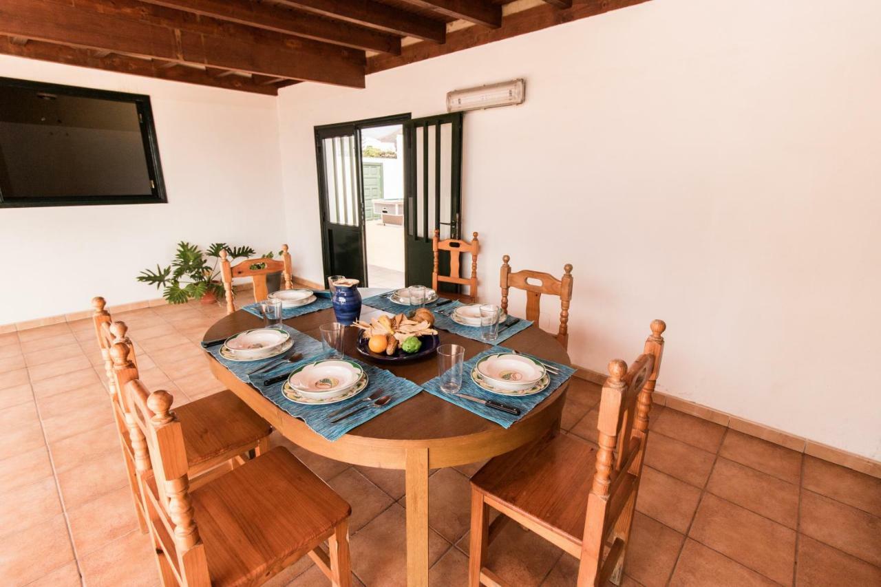 Affittacamere Casa Nora Güime Esterno foto